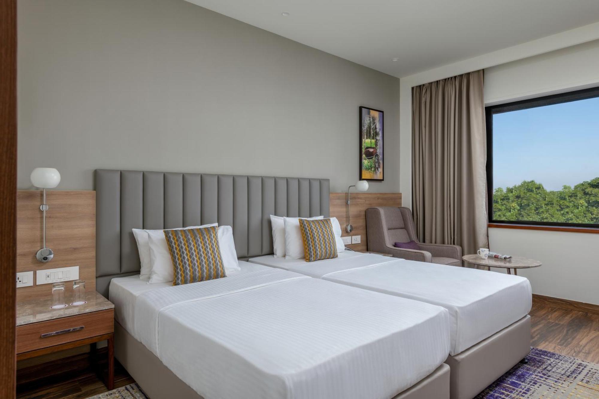 Vivanta Mangalore Oldport Road - Formerly Known As Taj Manjarun Extérieur photo